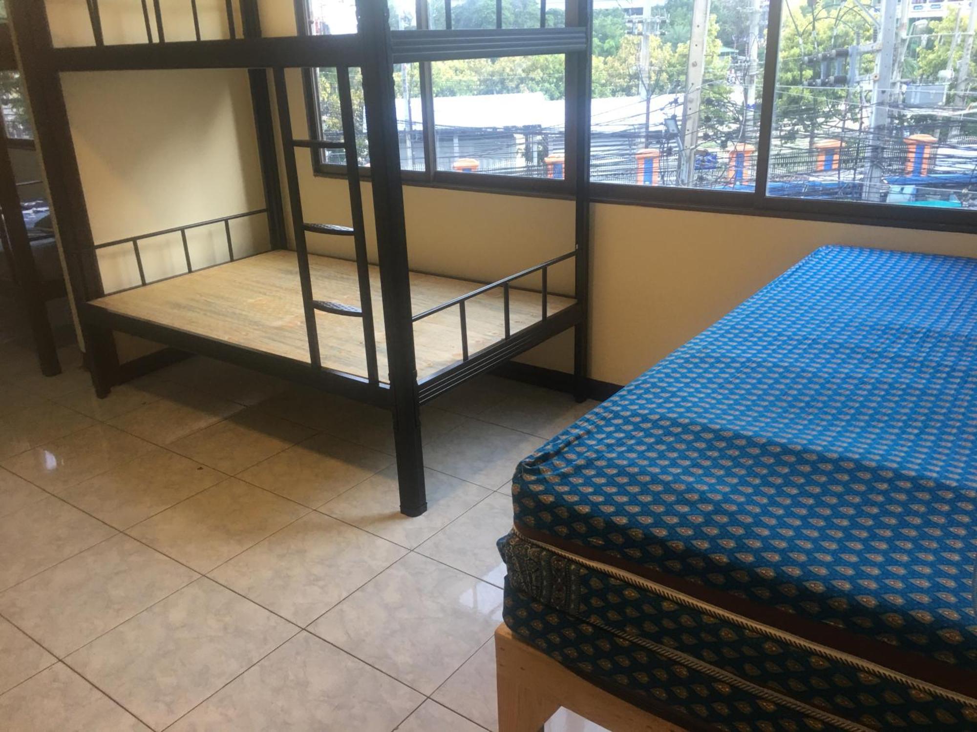 Hostel Gung Domitory Pattaya Zewnętrze zdjęcie